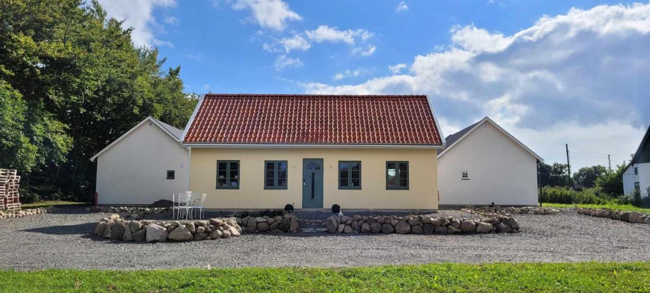 فيلا Litet Hus I Mysig By Naera Havet إيستاد المظهر الخارجي الصورة